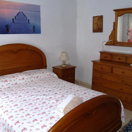 With Direct Access To The Sea Apartment Salou