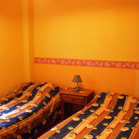 With Direct Access To The Sea * Salou