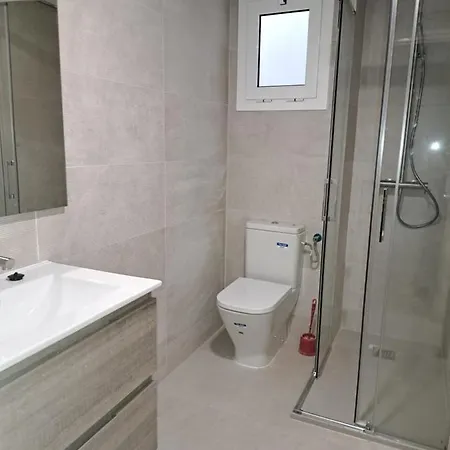 With Direct Access To The Sea Apartment *