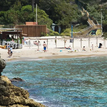 With Direct Access To The Sea Salou