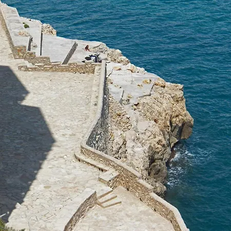 With Direct Access To The Sea Apartment *