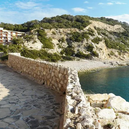 Apartment With Direct Access To The Sea